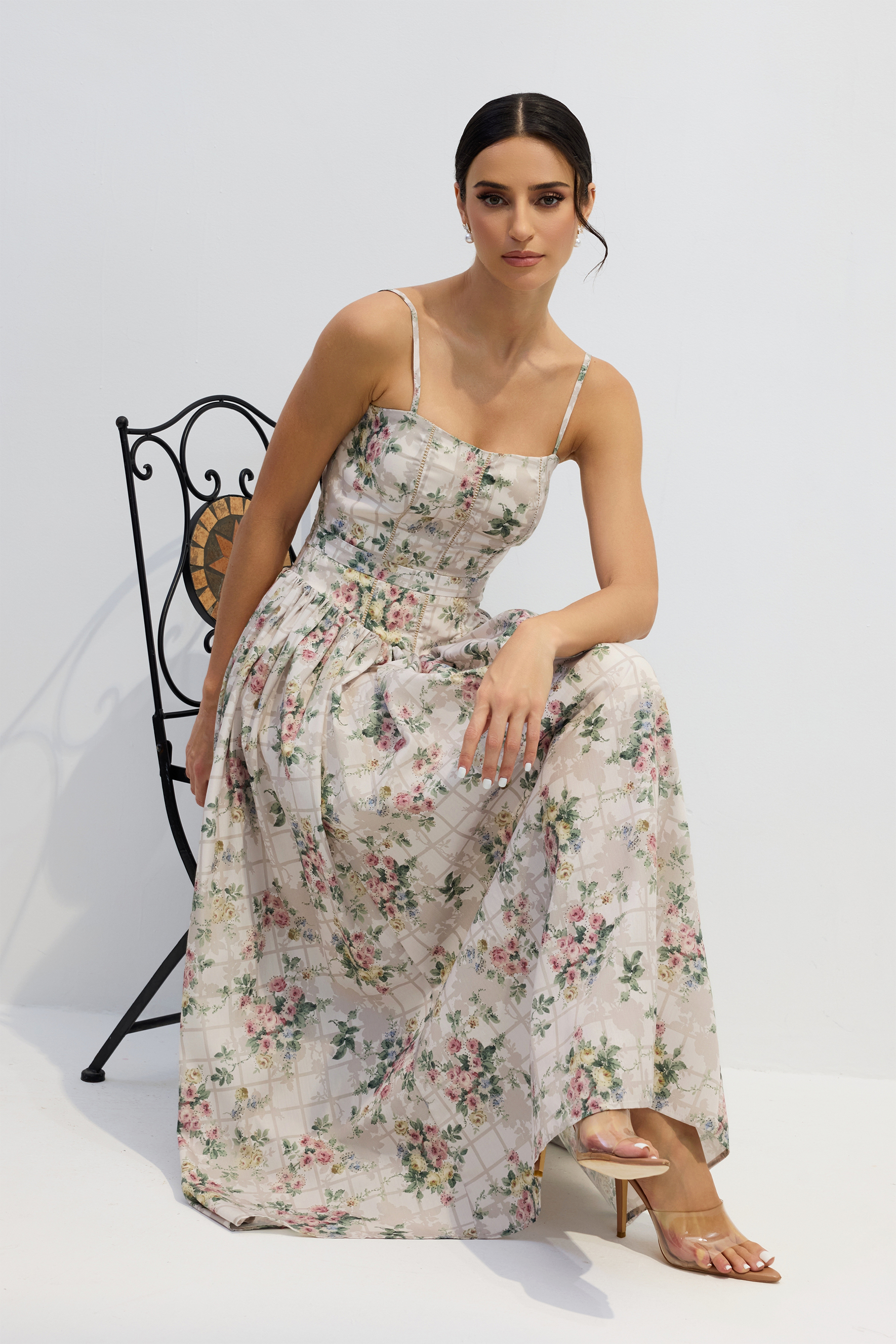 Bella Floral Print Spaghetti Strap Maxi Dress-purelyfable