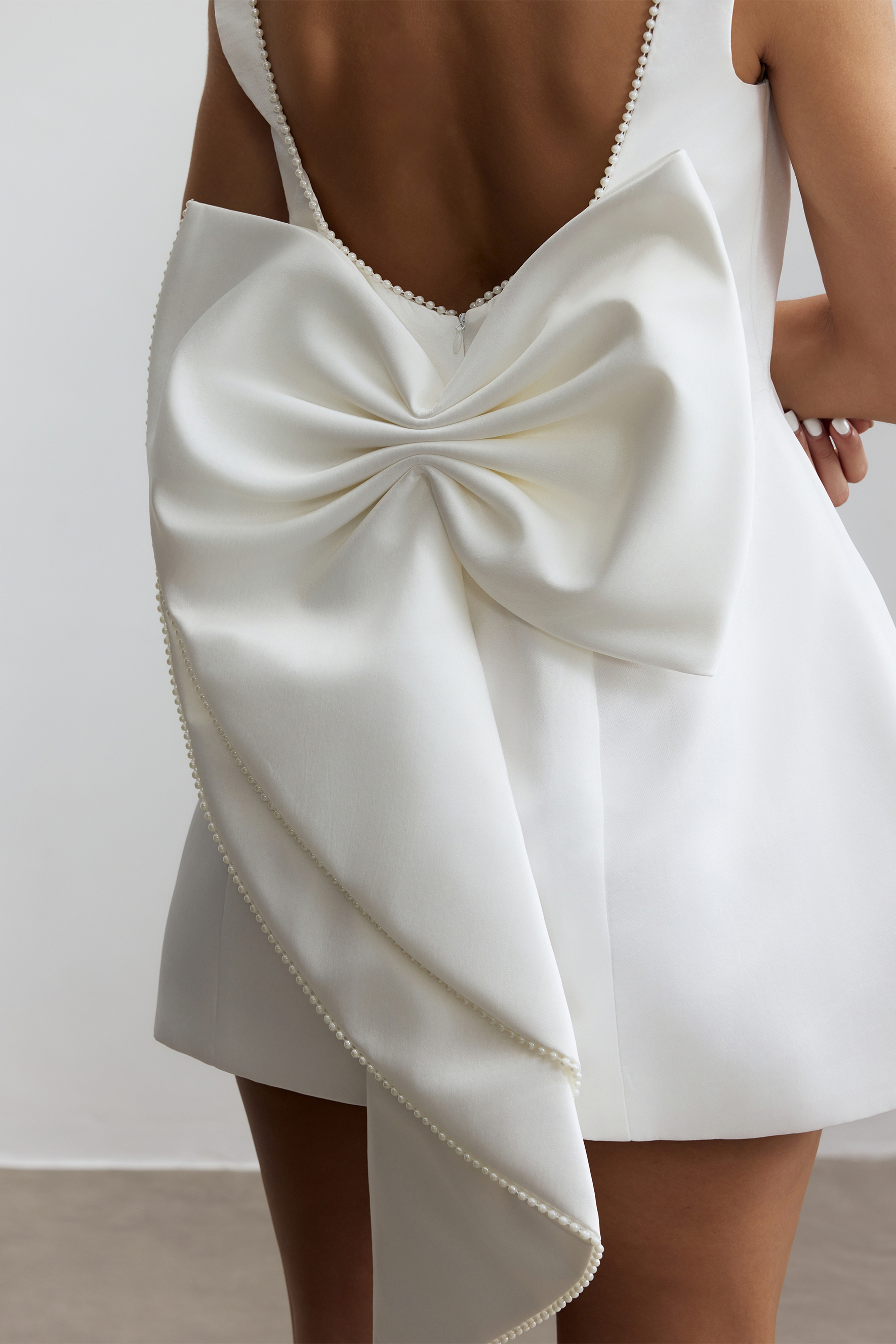 Cecila Bowknot Pearl Backless Mini Dress-purelyfable