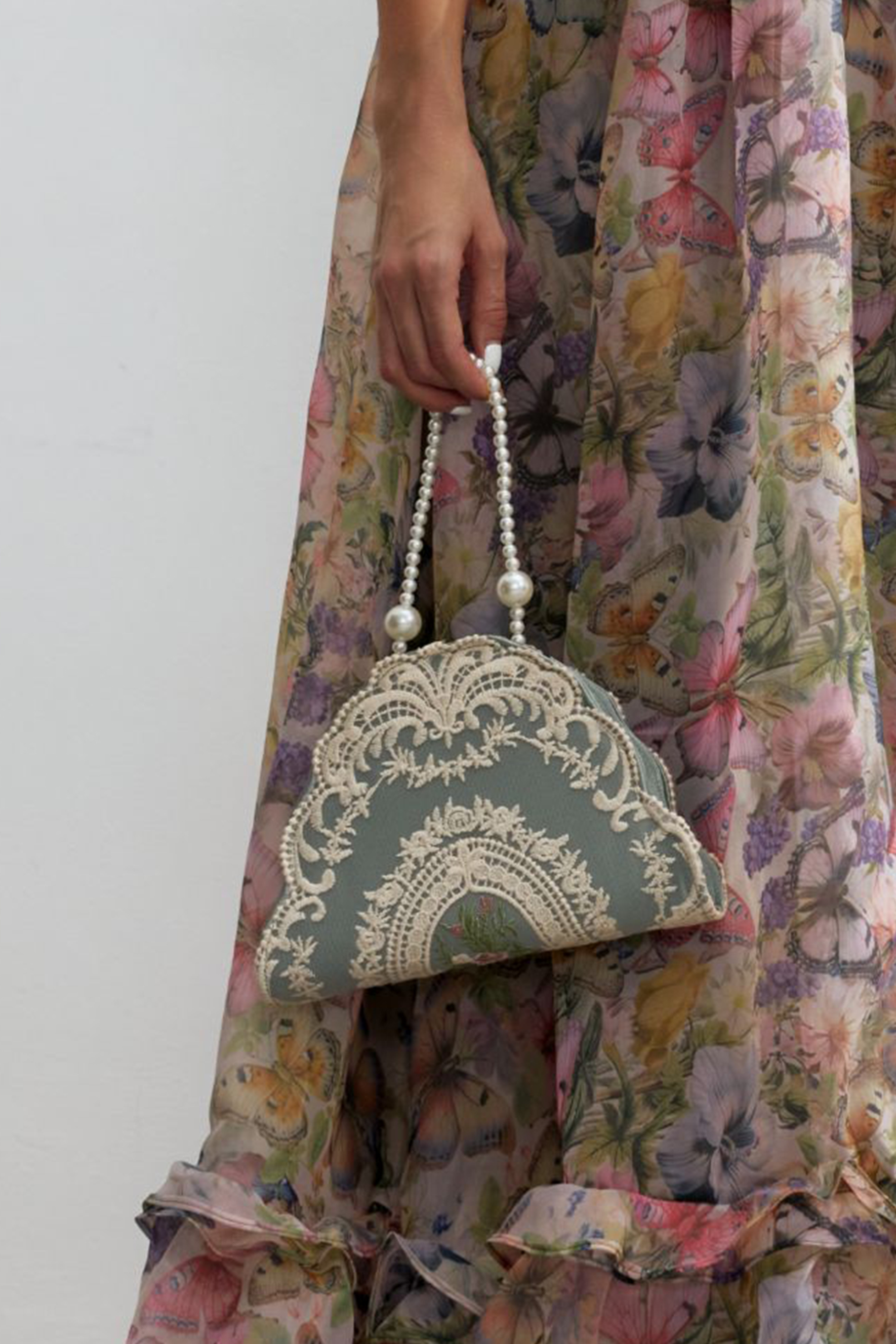 Lace Embroidery Pearl Strap Handle Bag-purelyfable