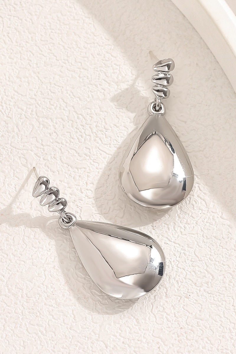 Tear Shape Drop Earrings-purelyfable