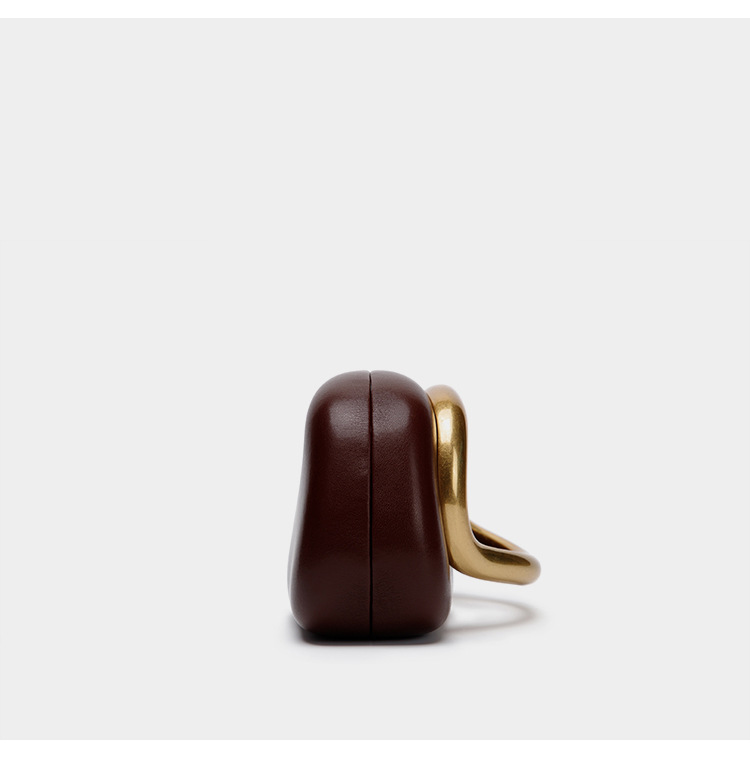 Curved Metal Box Bag-purelyfable