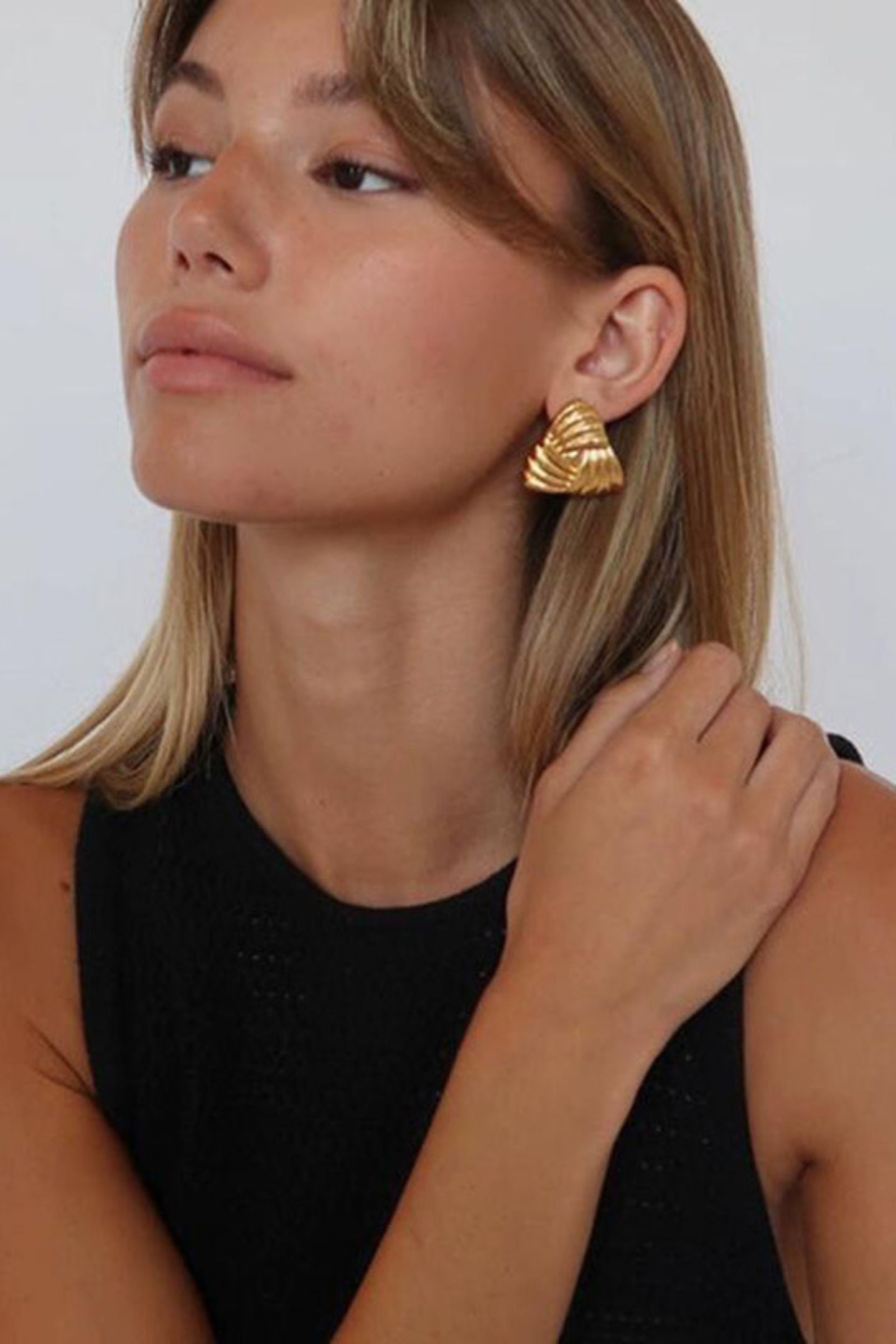 Textureed Triangle Earrings-purelyfable