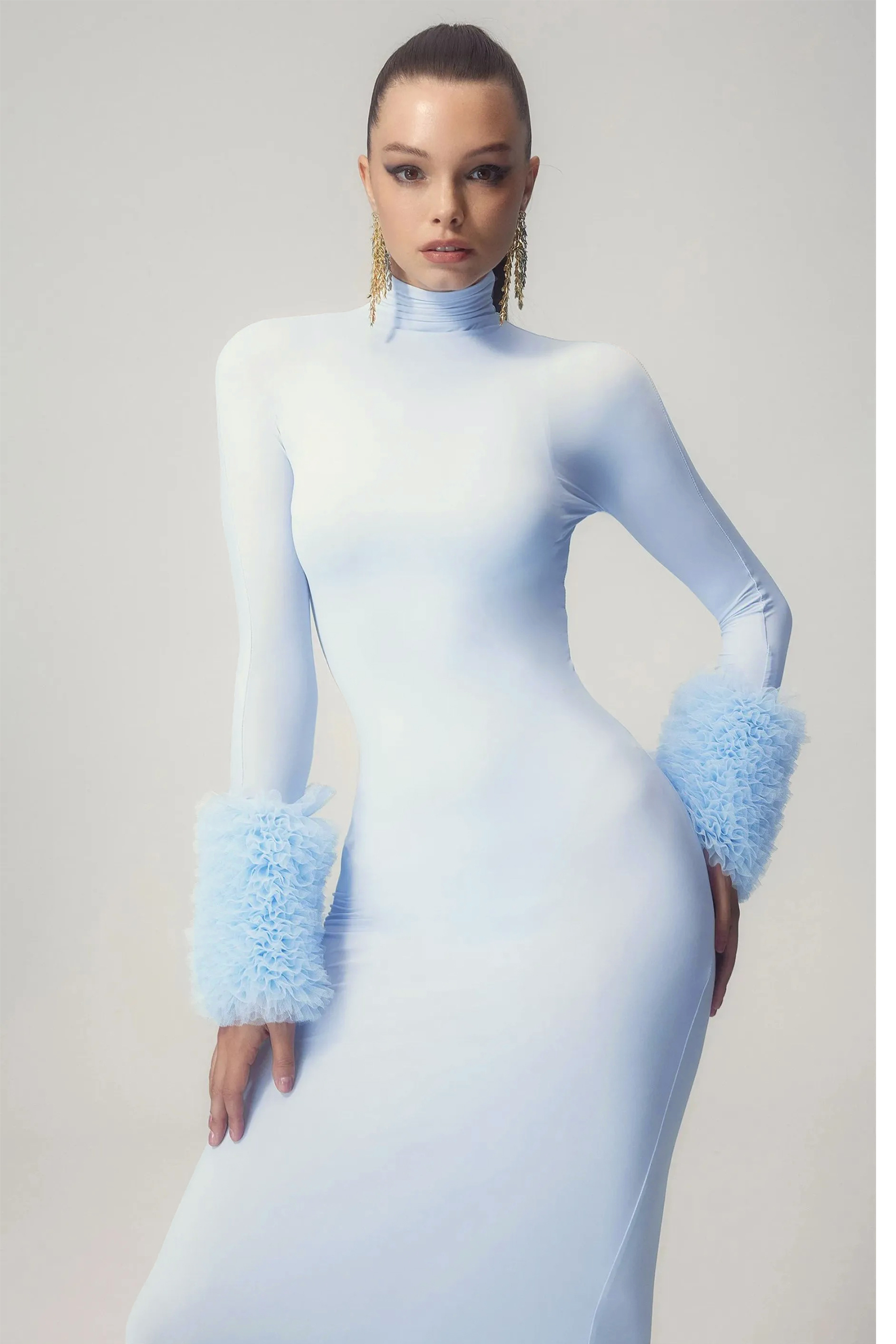Elvira Long Sleeves Turtleneck Maxi Dress-purelyfable