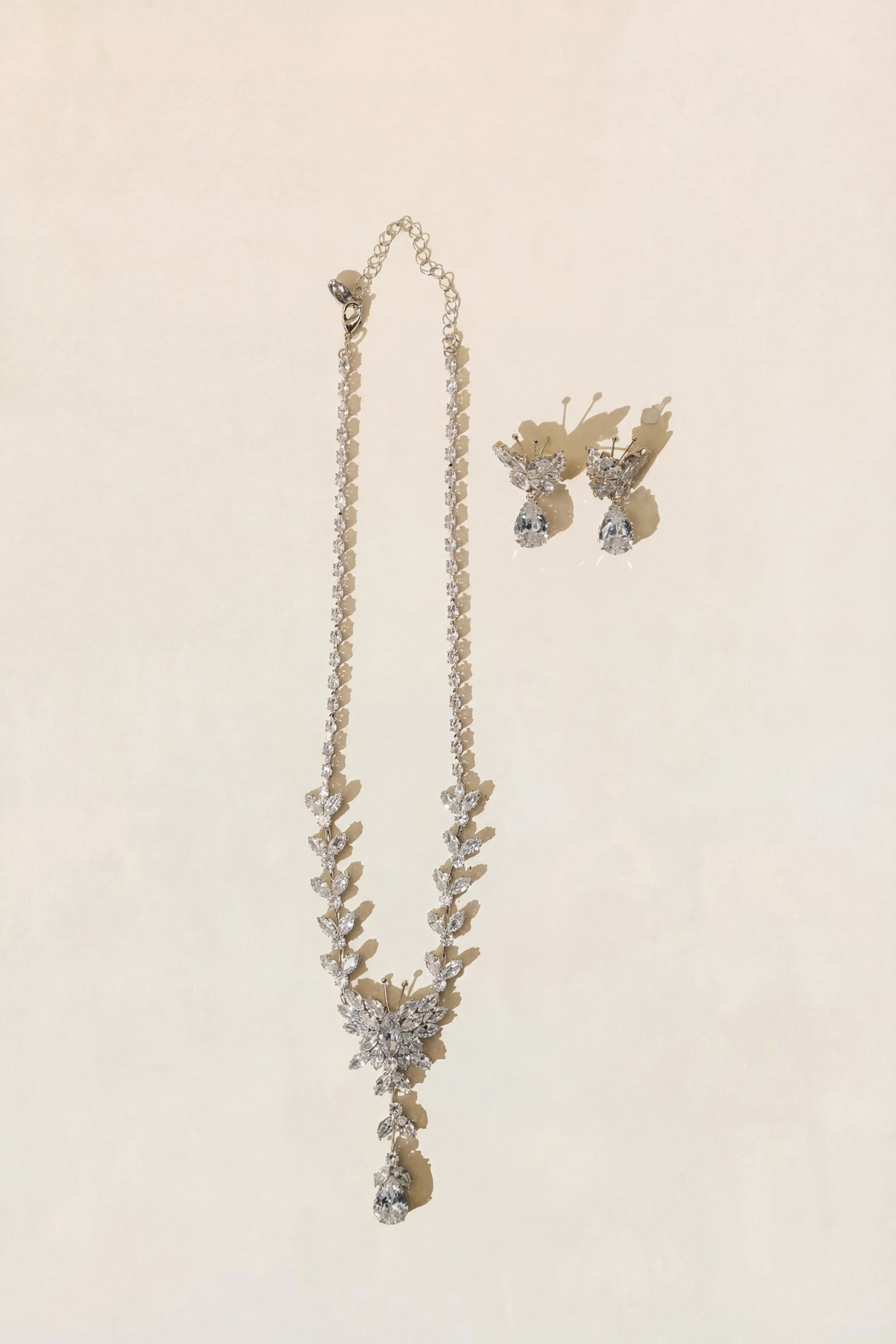 Crystal Butterfly Necklace & Earrings Set-purelyfable