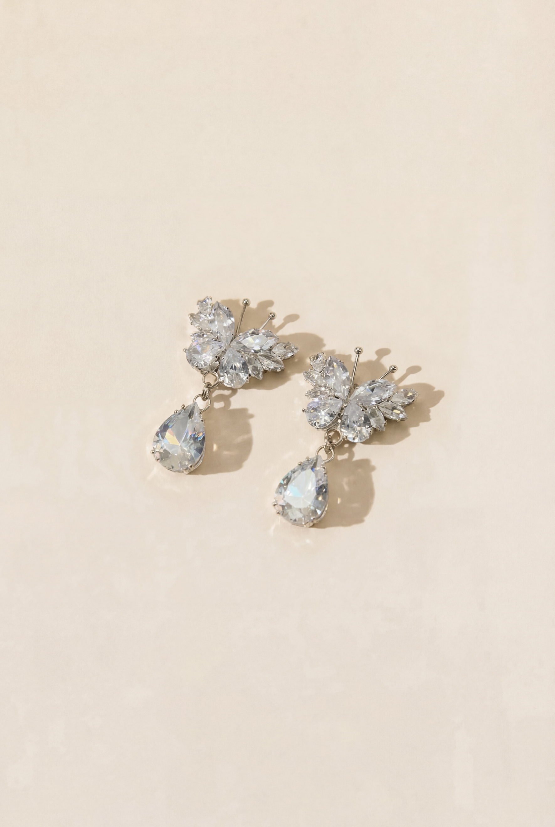 Crystal Butterfly Necklace & Earrings Set-purelyfable