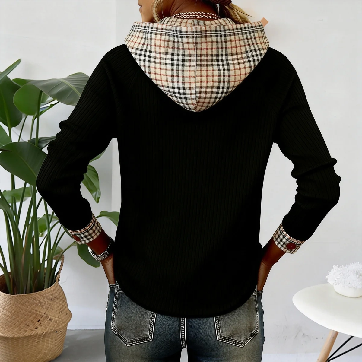 Check Trim Long Sleeve Knit Hoodie