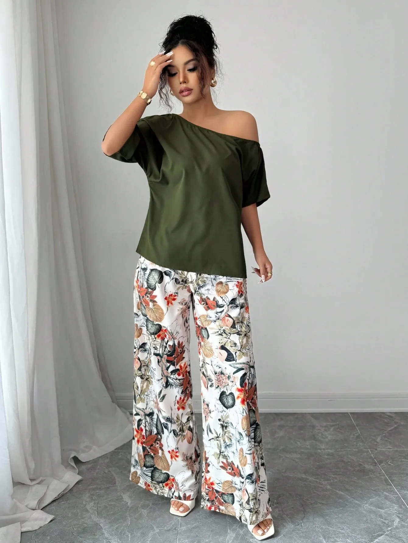 Women Summer Casual Solid Color Asymmetrical Shoulder Top And Floral Print Pants Set