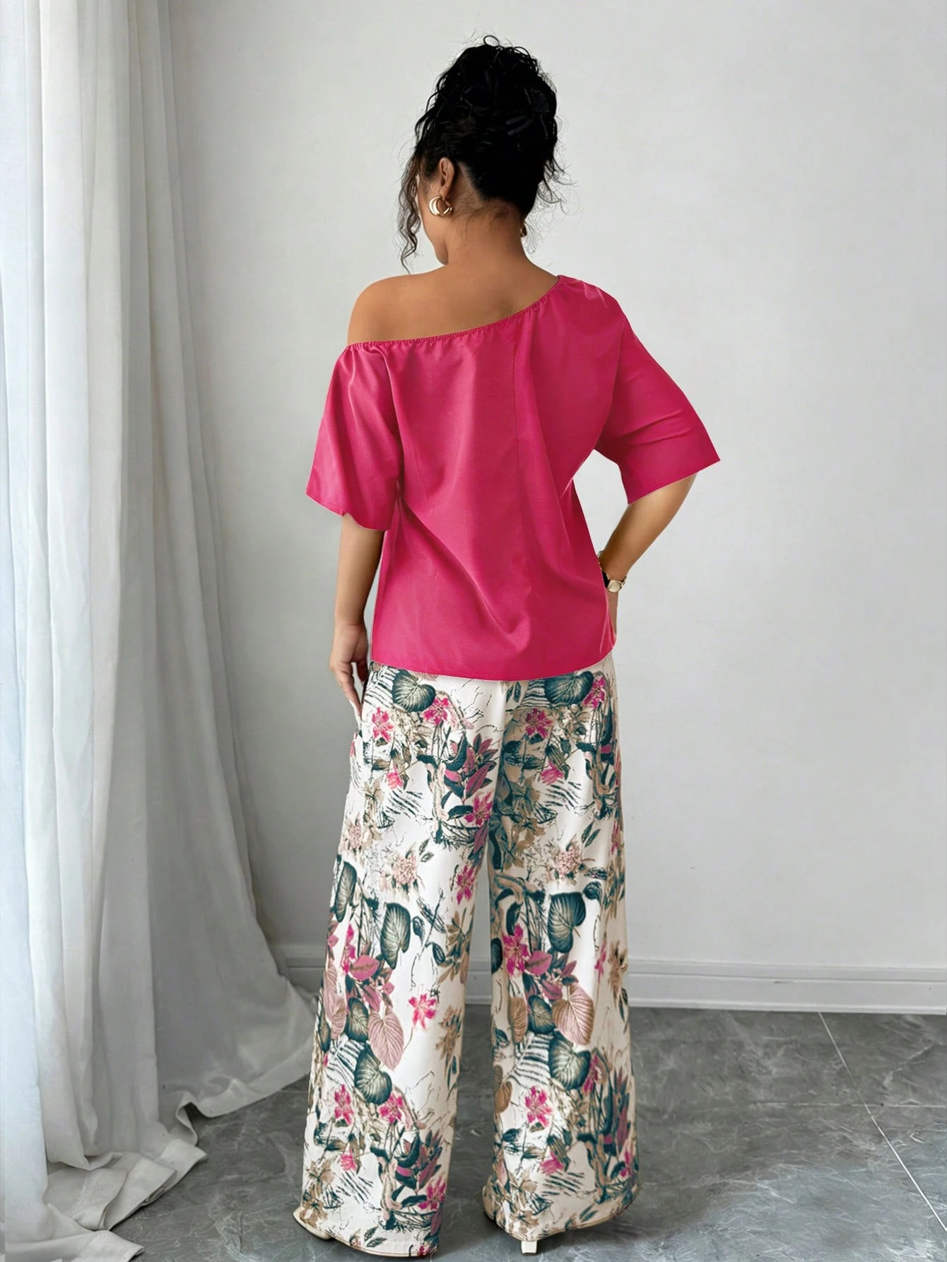 Women Summer Casual Solid Color Asymmetrical Shoulder Top And Floral Print Pants Set