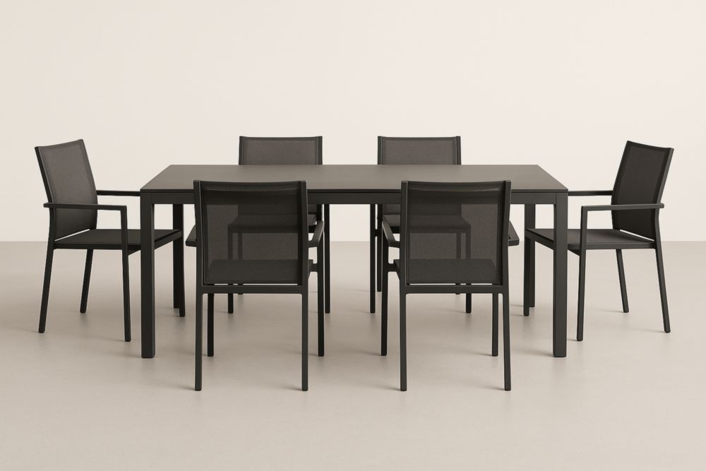 Table rectangulaire avec 6 chaises en aluminium et textilène noir
