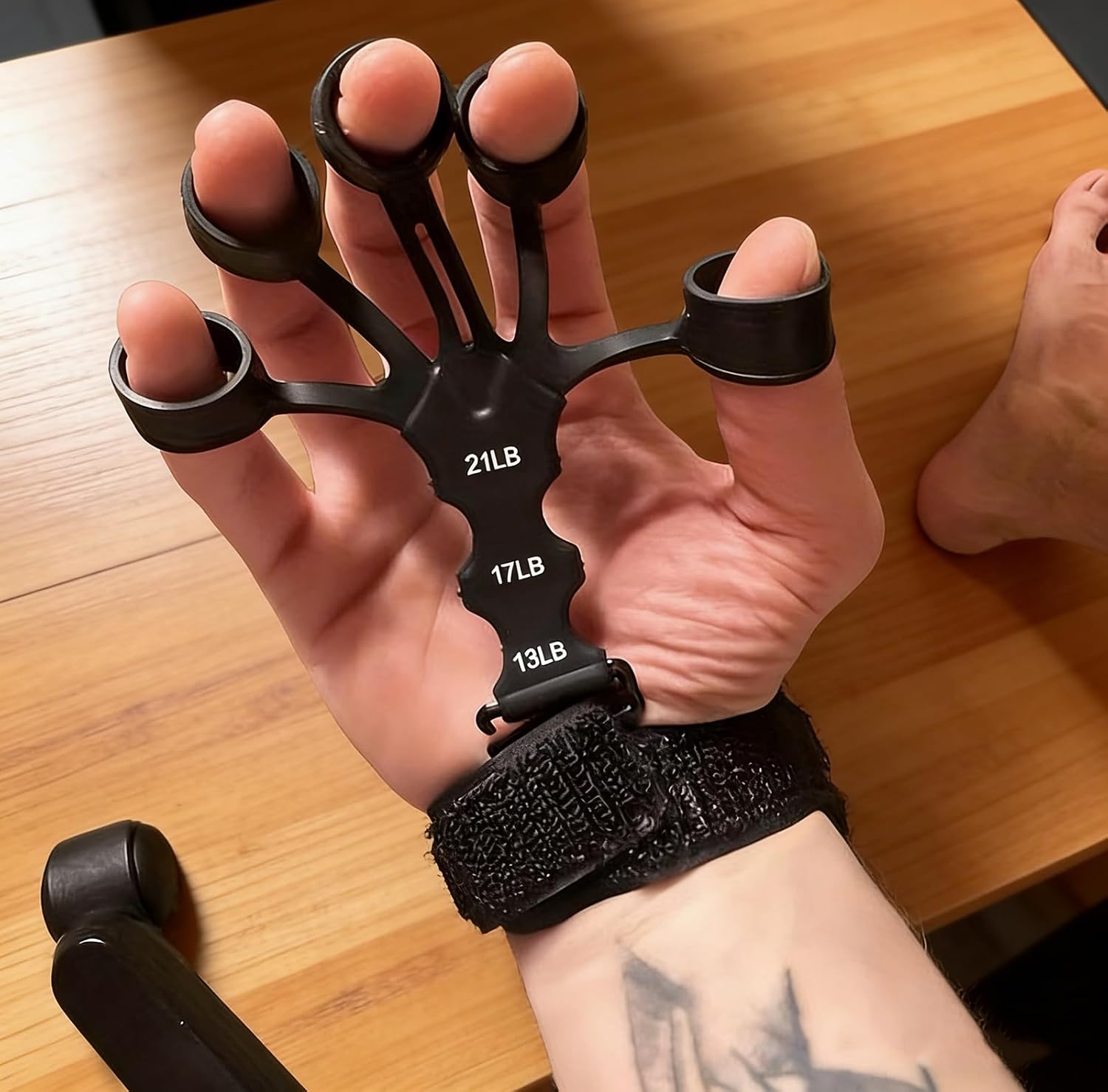 5 Finger Strength Training Device, Adjustable Resistance for Hand Strengthening Exercises