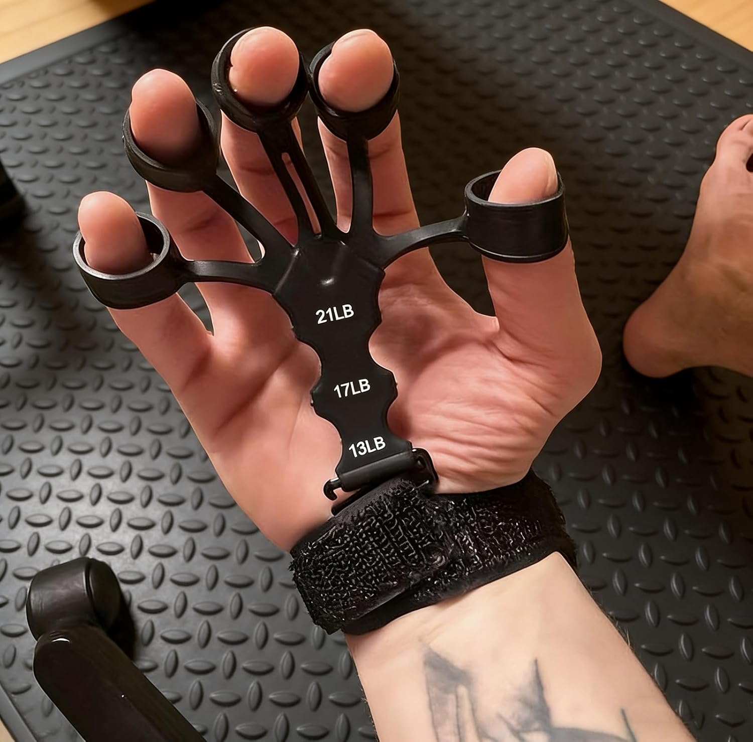 5 Finger Strength Training Device, Adjustable Resistance for Hand Strengthening Exercises