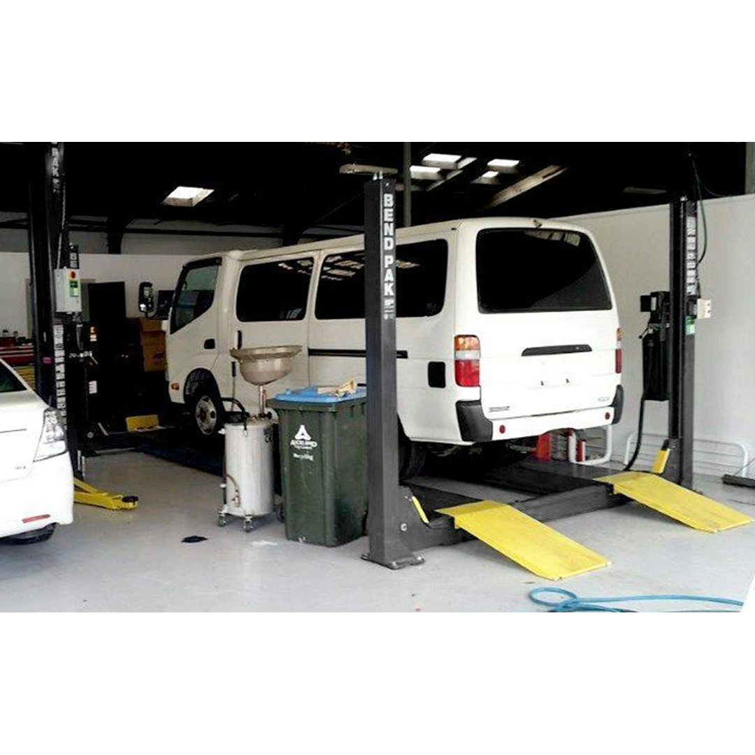 BendPak HDS-14X 14,000-lb Extra-Wide Four-Post Lift - Extended Runways Heavy-Duty