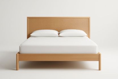 Letto matrimoniale in legno e rattan