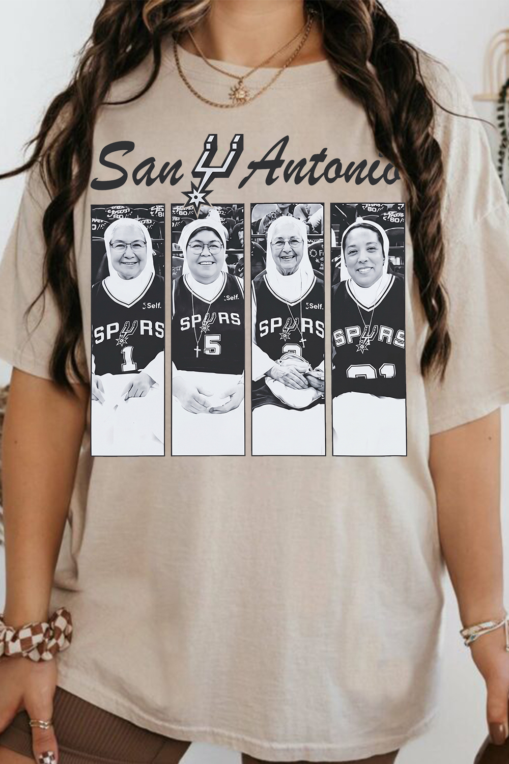 Las Monjas Del Spurs T-Shirt