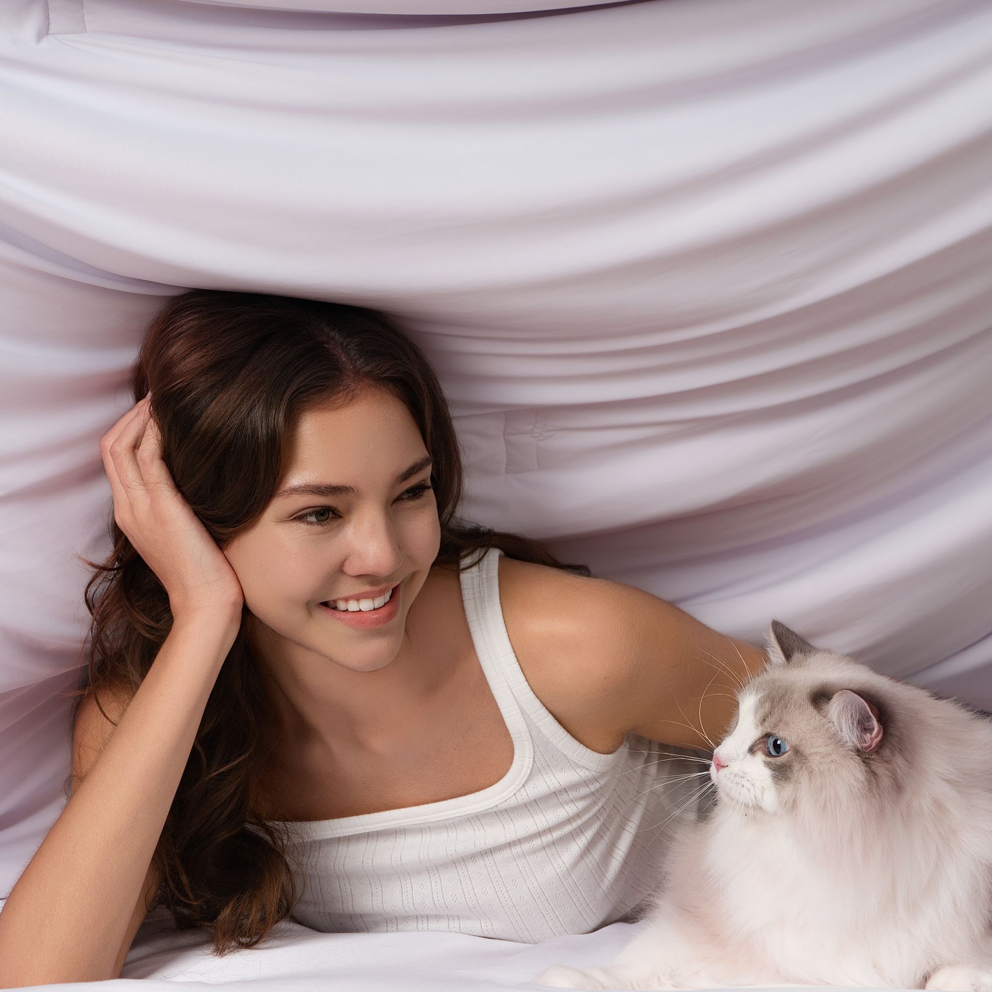 Lightweight Cooling Comforter 