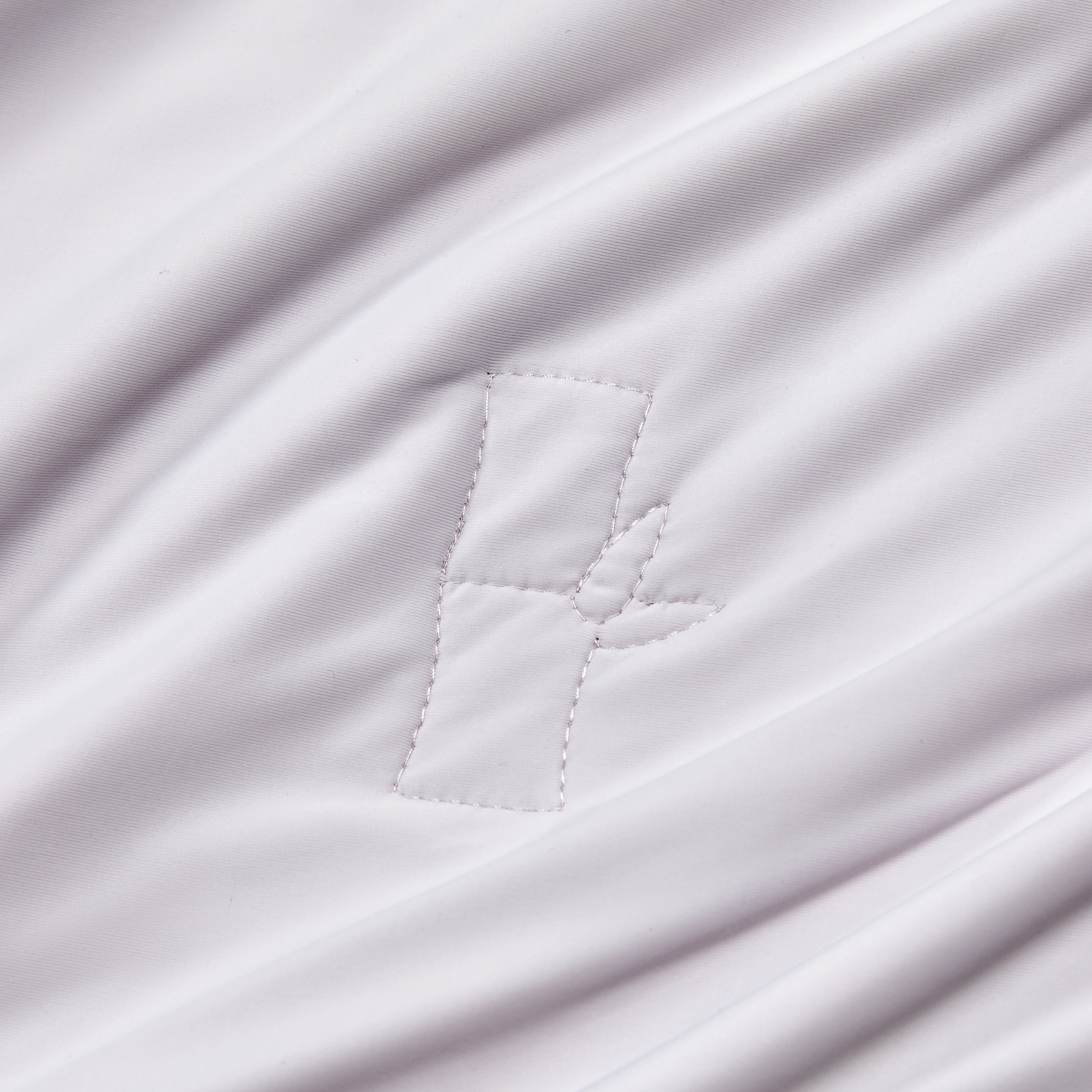 Lightweight Cooling Comforter 