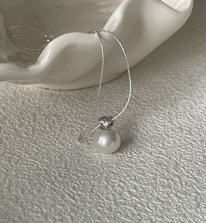 White Princess Necklace