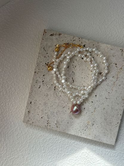 Lace Baroque necklace