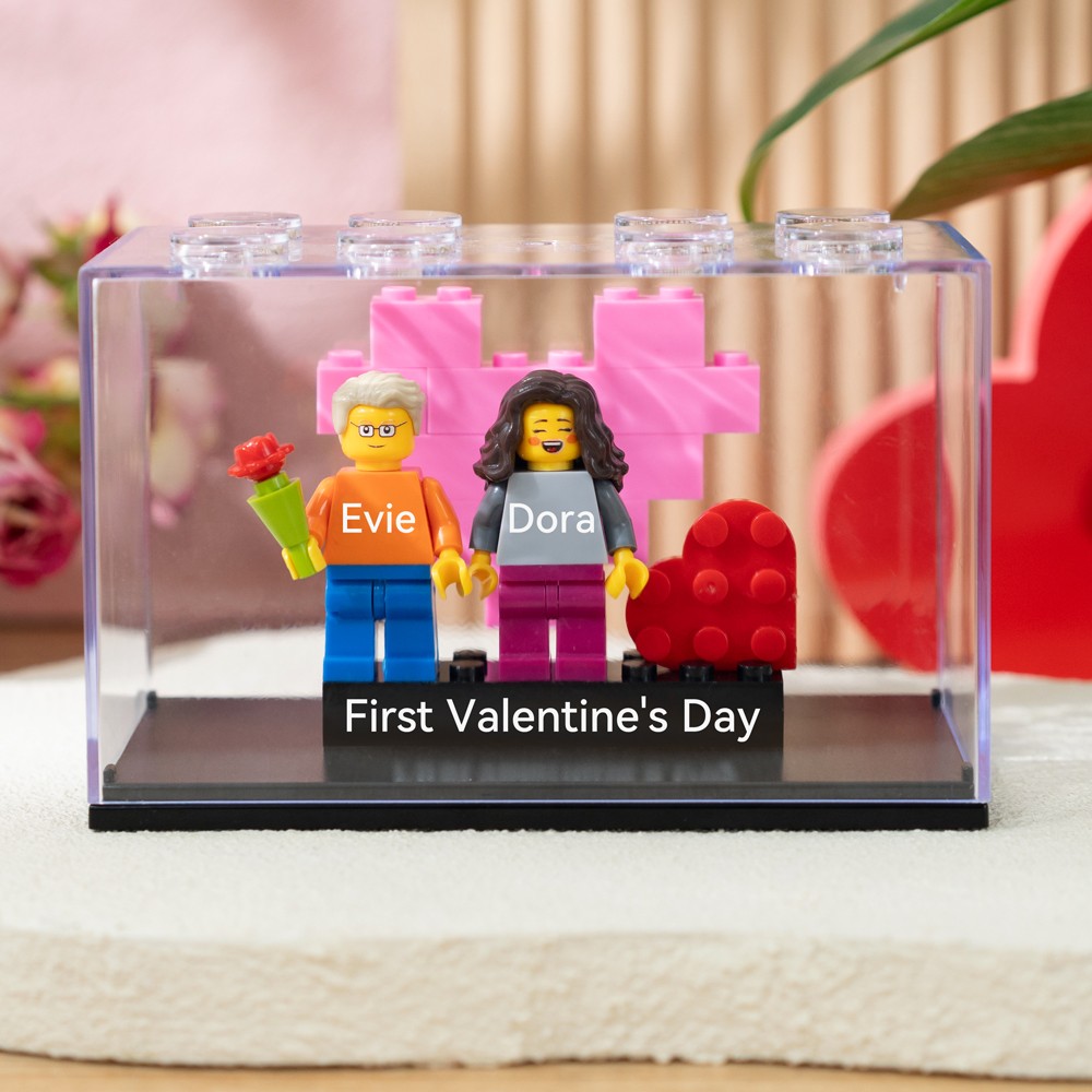 Custom Couple Figure with Name Valentine's Day Gift