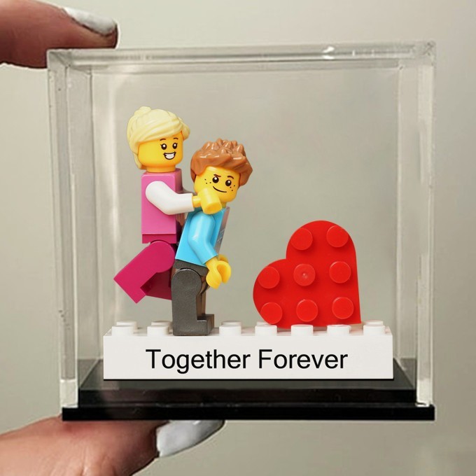 Custom Couple Figure with Name Valentine's Day Gift