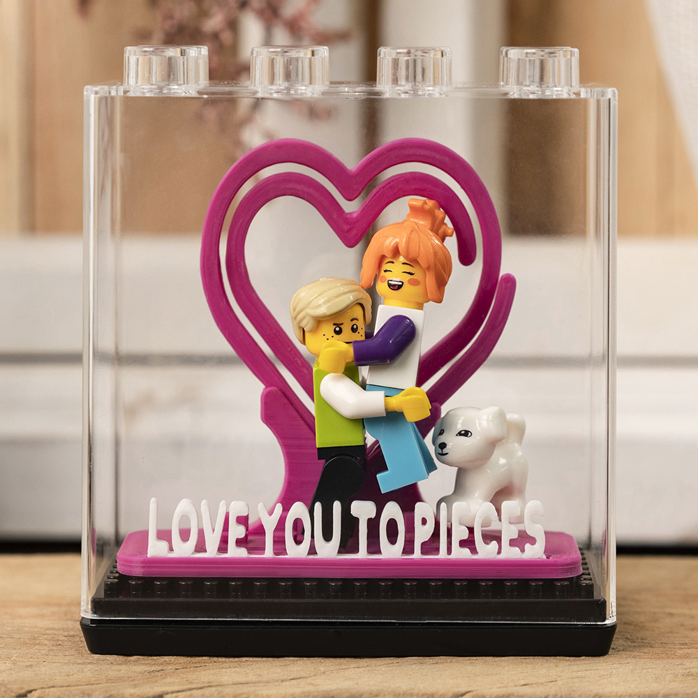 Custom Couple Figure Box with Stand Valentine's Day Gift