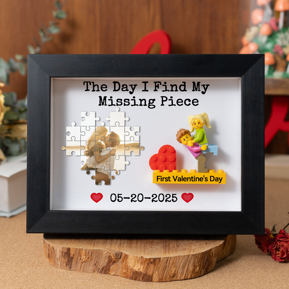 Custom Couple Figure Frame with Puzzle Photo Valentine's Day Gift