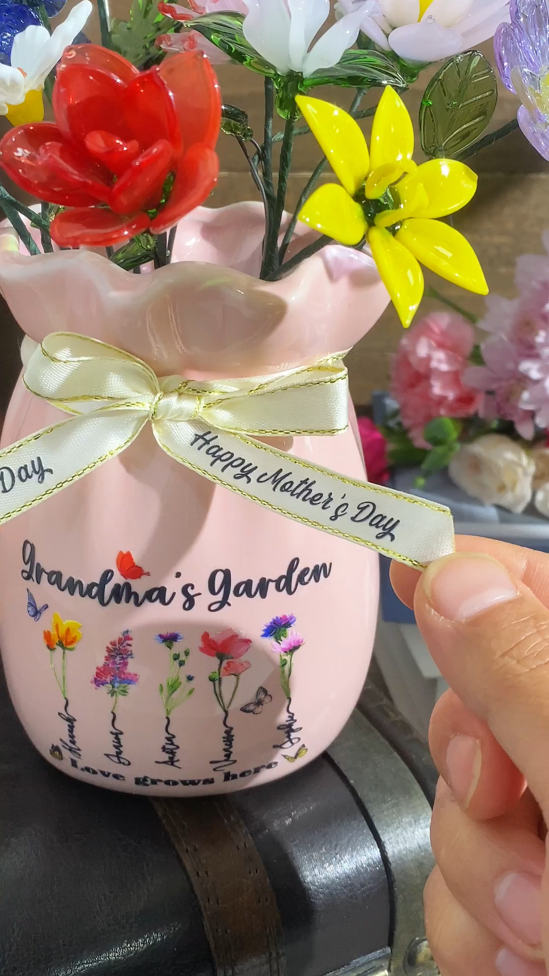 Custom Birth Flower Vase with Glass Flower Spring Decoration Mother's Day Gift