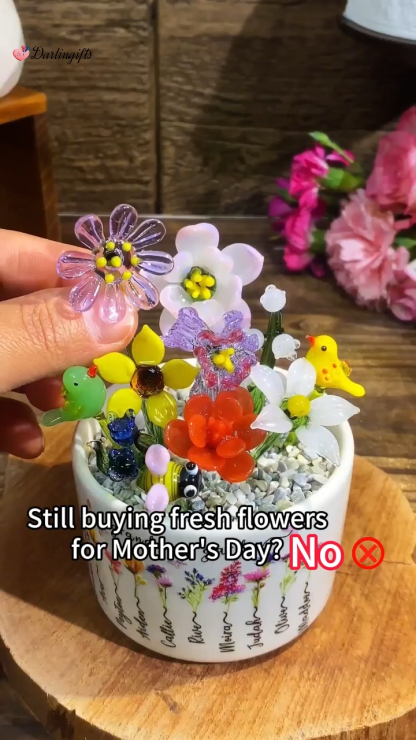 Custom Gigi's Garden Birth Flower Pot with Mini Glass Flower Keepsake Gift Mother's Day Gift