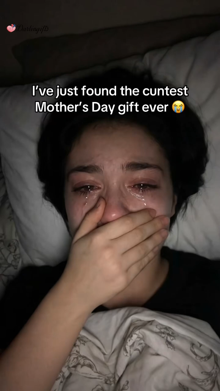 Custom Birth Flower Pot with Mini Glass Flower Keepsake Gift Mother's Day Gift