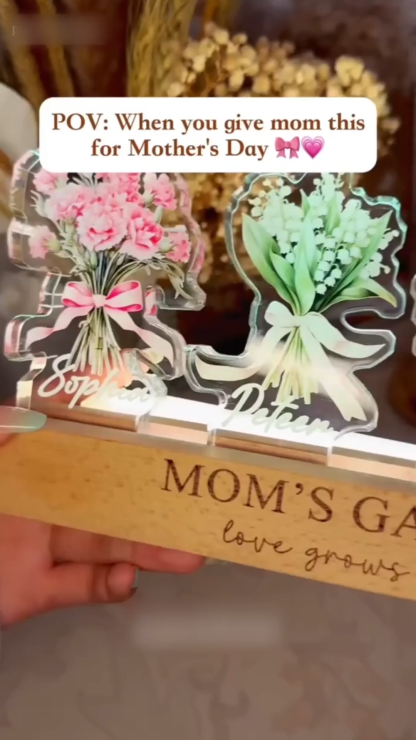 Custom Birth Flower 3D Crystal LED Light with Kids Names – Mother’s Day Gift for Mom/Grandma