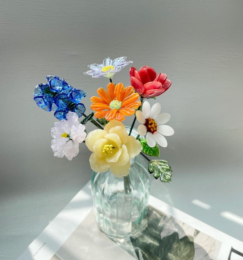 [Copy]🌸Personalized Mother & Grandma Flower Shadow Box with Names – A Unique Keepsake with Customizable Skin Tones