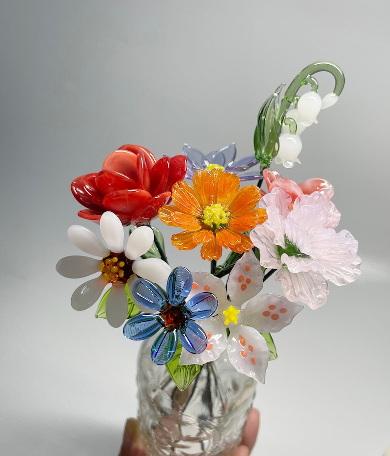 [Copy]🌸Personalized Mother & Grandma Flower Shadow Box with Names – A Unique Keepsake with Customizable Skin Tones