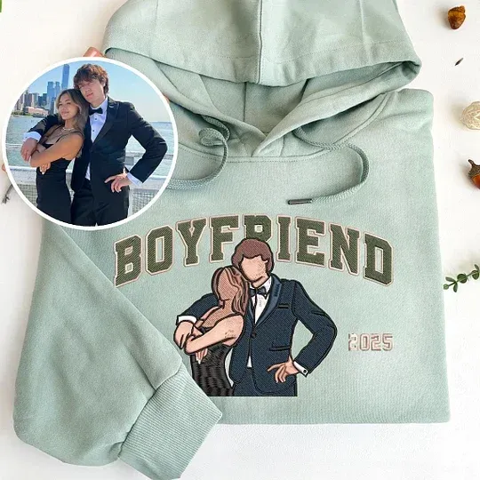 Personalized Embroidered Photo Couple Boyfriend and Girlfriend Matching Sweatshirts
