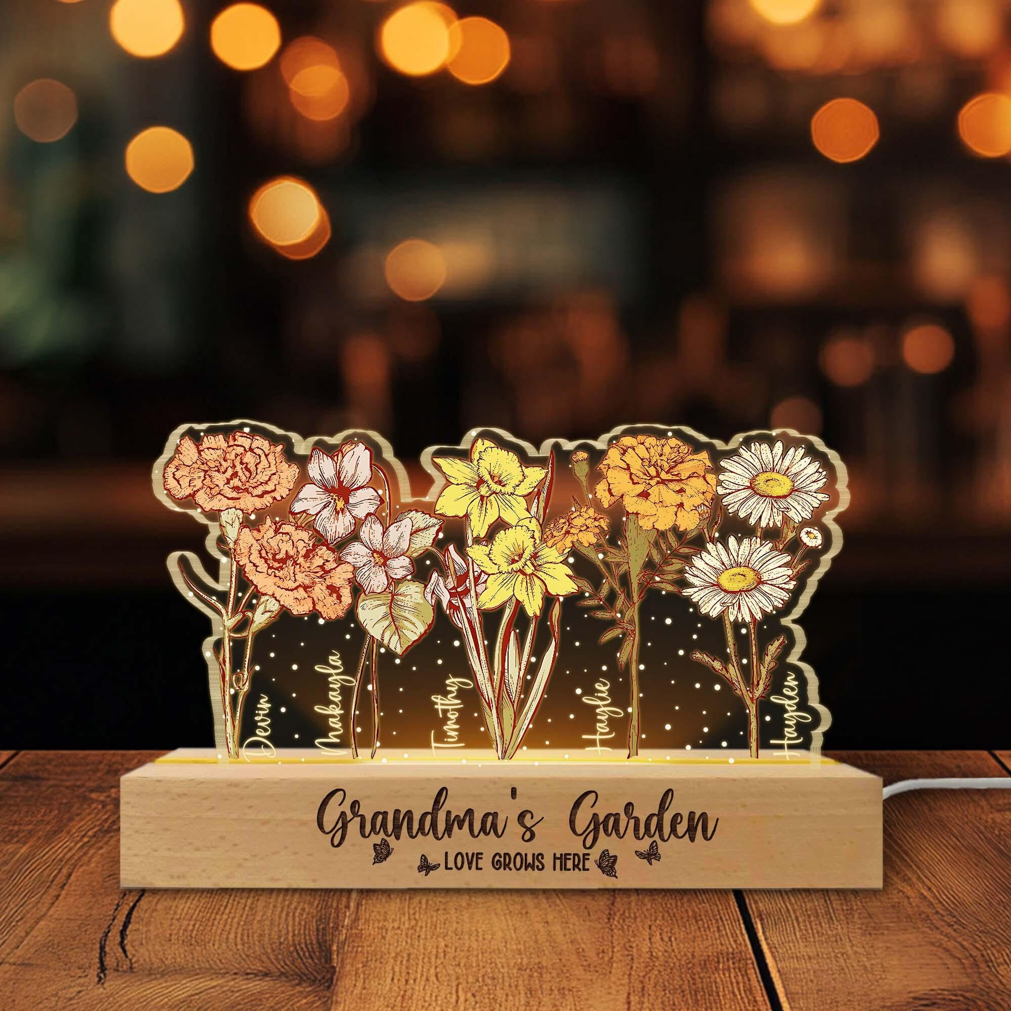 Custom Grandma’s & Mom’s Garden Night Light – Personalized Birth Month Flower LED Lamp | Mother’s Day Gift