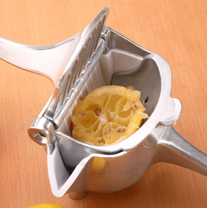 🍸50% OFF🍹Fruit Juice Squeezer
