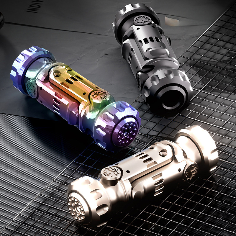 Finger-tip top spinner: an alloy-based tool for decompressing files, equipped with a roller.