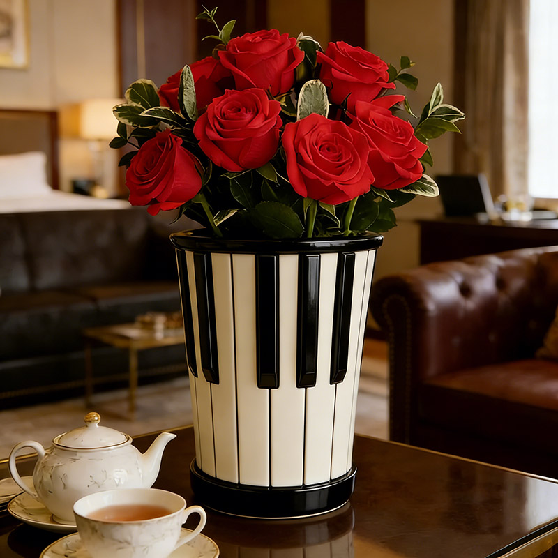 Personalized Piano Vase 3D Printed Piano Key Sculpture Flower Pot Gift for Piano Lovers and Music Enthusiasts