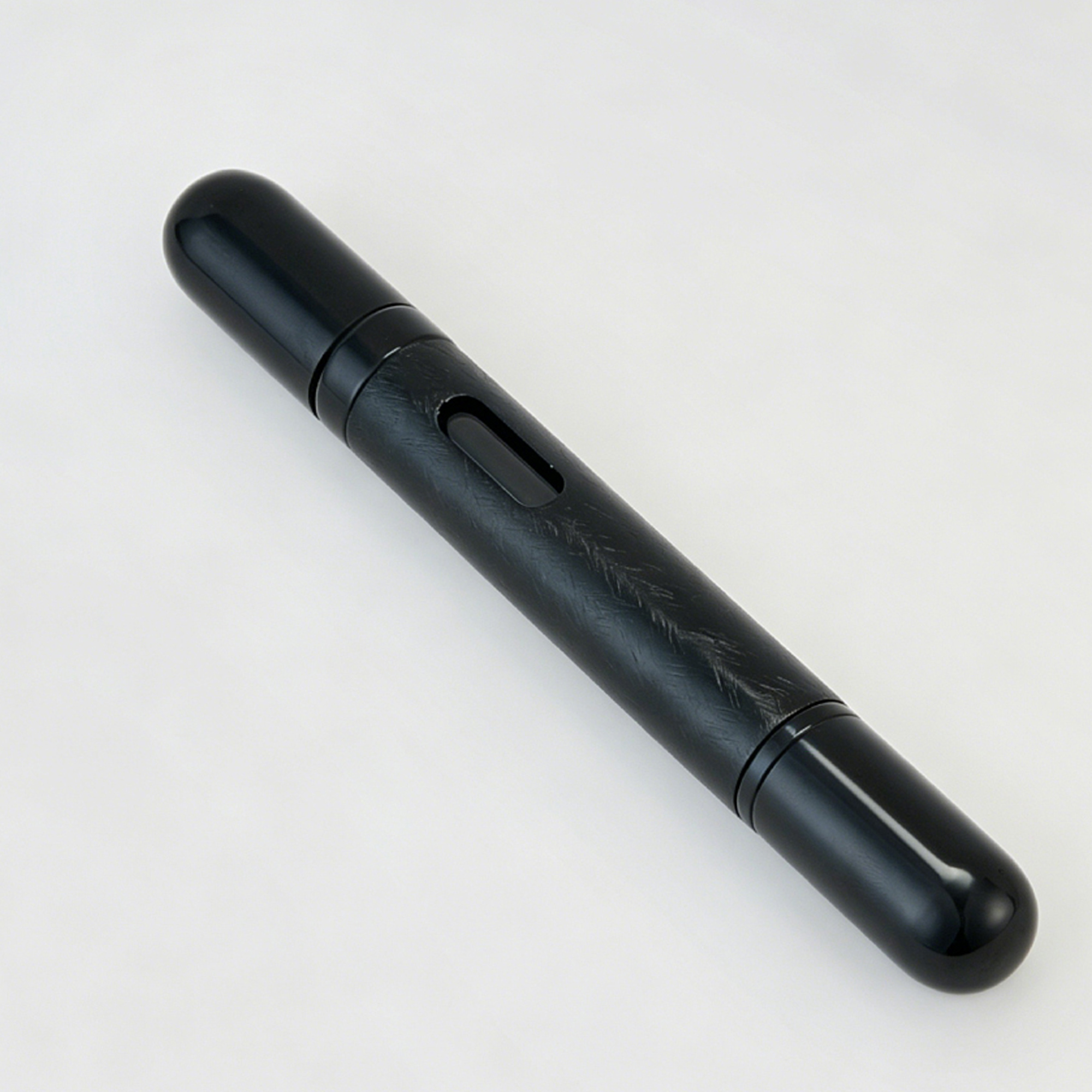 Personalized Perfume Atomizer Bottle Custom Name 2 in 1  Spray and Roller Design 12 ml Portable Travel Refillable Glass Aluminum Bottle