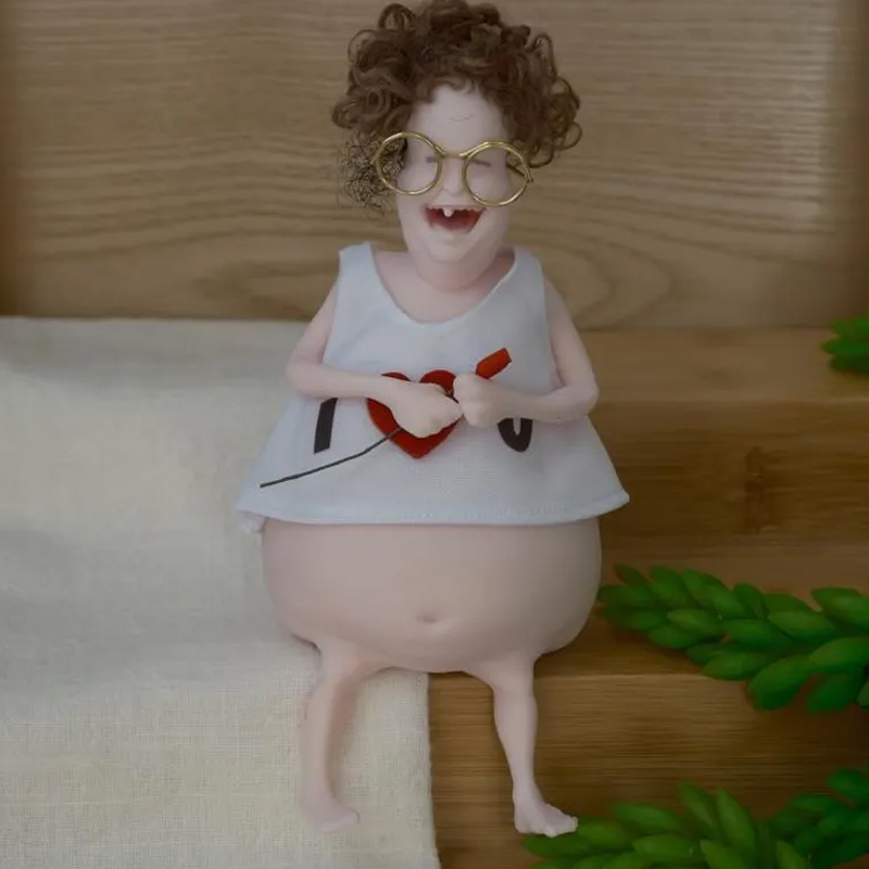 Curly Hair Character Theme Relaxing Decorative Gift Mugly Rene Doll