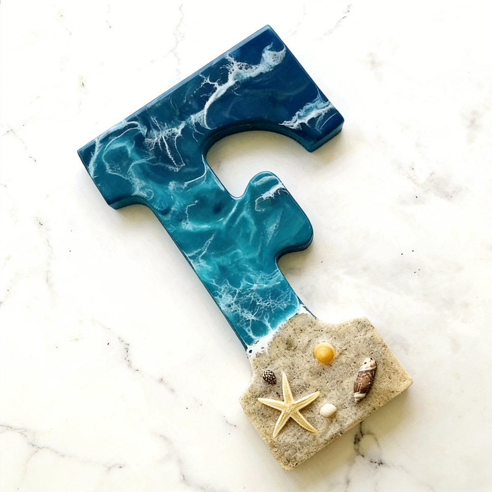 Personalized Ocean Resin Letter Decor Handmade Sea Turtle Starfish Shell Initial Wall Art For Coastal Home Decor Beach Themed Gifts