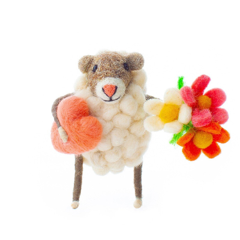  Handmade Mothers Day Gift Cute Wool Animal Holding Bouquet Home Decoration Ornament Felt Heart and Flowers Sheep