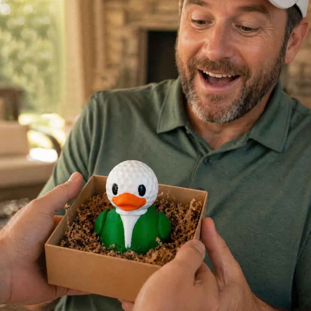 Personalized Golf Ball Duck Figurine Funny Golfer Rubber Duck With Green Jacket Cute Desk Ornament Novelty Bathroom Decor Gift For Golf Lovers