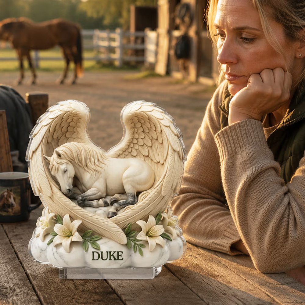 Personalized 3D-Effect Artwork Imitation Clay Angel Wings Horse Photo Acrylic Plaque with Name Desk Decor Memorial Sympathy Gift for Horse Owners