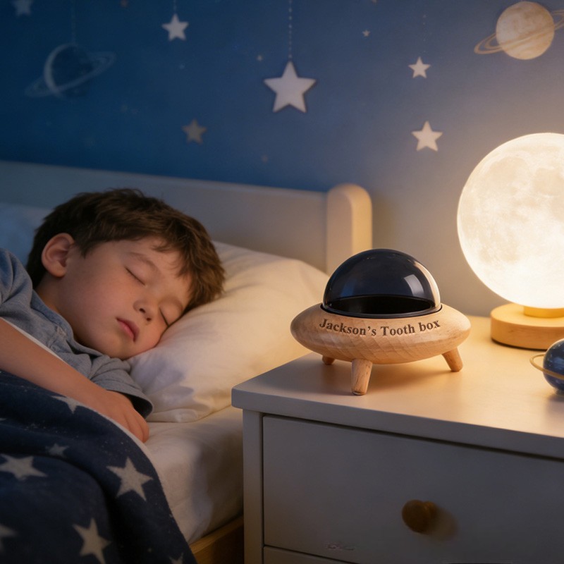 Personalized Astronaut Theme Custom Name Round Spaceship Style Wooden Memory Tooth box