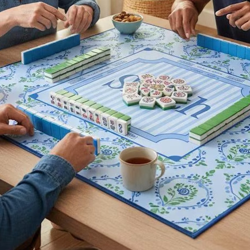 Personalized Blue Floral Pattern Monogrammed Waterproof Non Slip Table Protector Party Gift Mahjong Mat