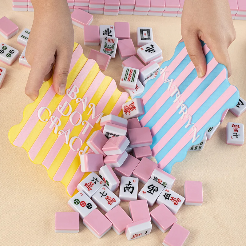 Personalized 3D-Printed Striped Design Scalloped Edge Mahjong Tile Mixer with Name Mahjong Game Night Birthday Gift for Mahjong Enthusiasts