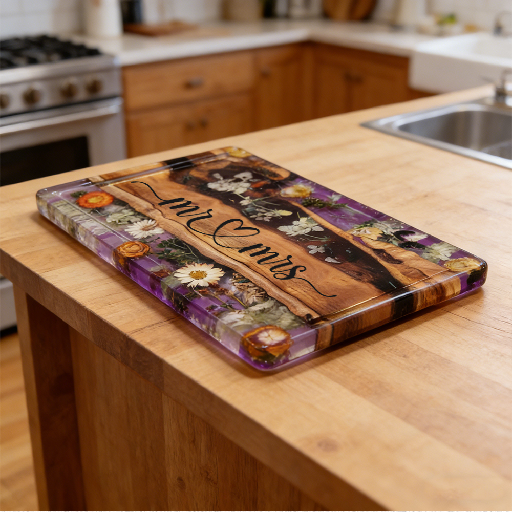 Personalized Name Resin Wood Tray With Dried Flowers Personalized Epoxy Serving Tray For Wedding Anniversary Housewarming Gifts