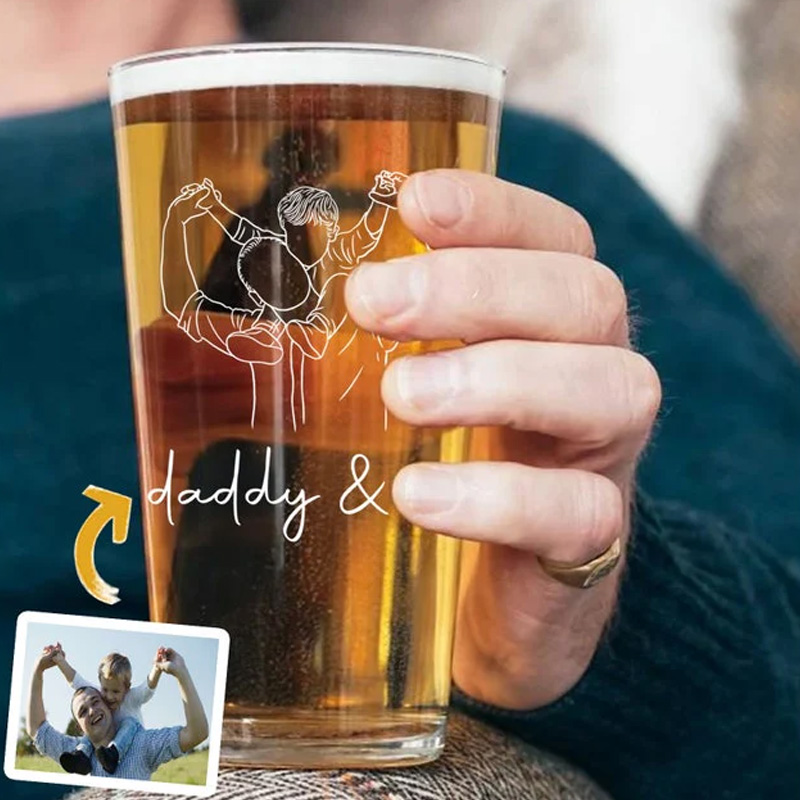 Custom Photo Dad and Kids Mixing Glass New Dad Gifts First Time Dad Gift Gift for Grandpa Outline Drawing Daddy and Me Pint Beer Glass