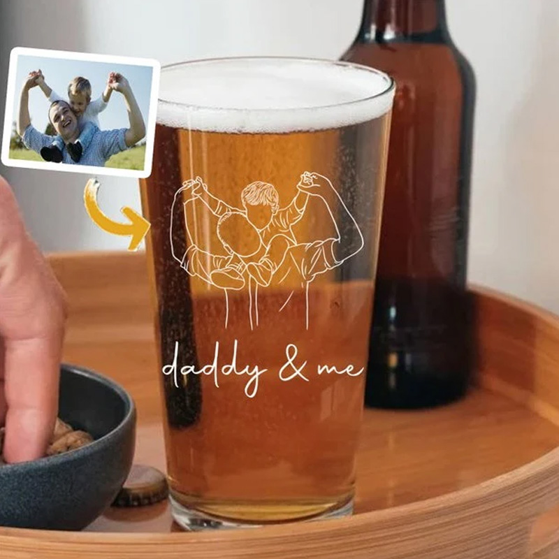 Custom Photo Dad and Kids Mixing Glass New Dad Gifts First Time Dad Gift Gift for Grandpa Outline Drawing Daddy and Me Pint Beer Glass