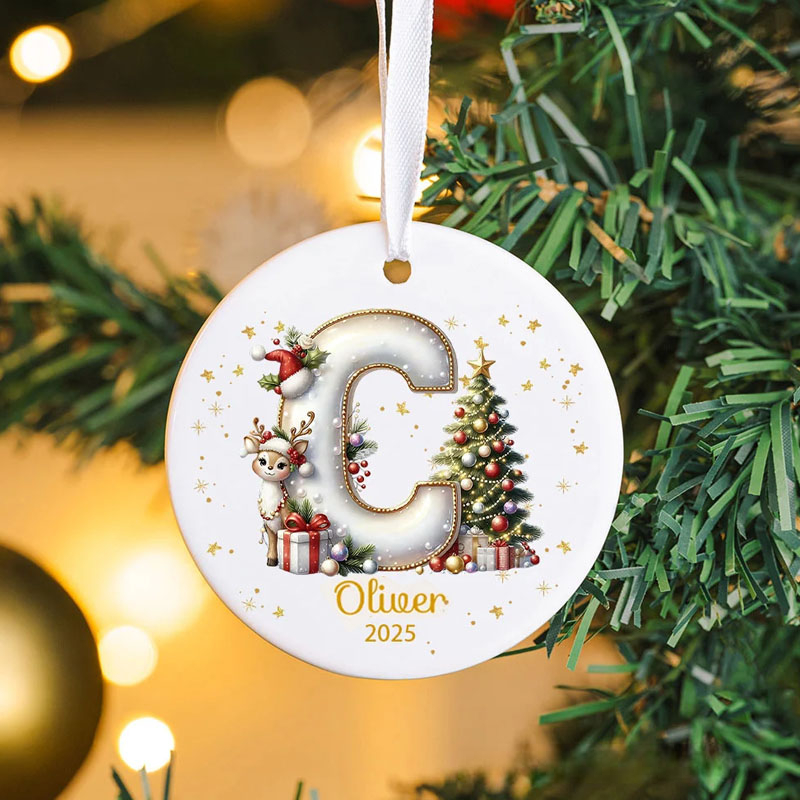 Personalized Reindeer Christmas Tree Initial Heart-shaped Ceramic Christmas Ornament with Name and Year Christmas Decor Gift for Family Friends
